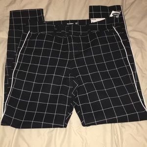Old Navy Black And White Pixie Pants